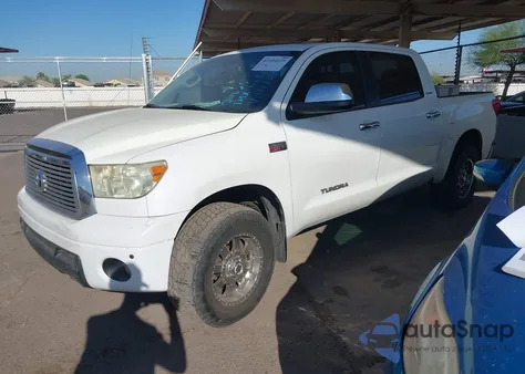 2010 Toyota Tundra Limited 5.7L V8 z USA, uszkodzony, nr VIN 5TFHY5F15AX111709
